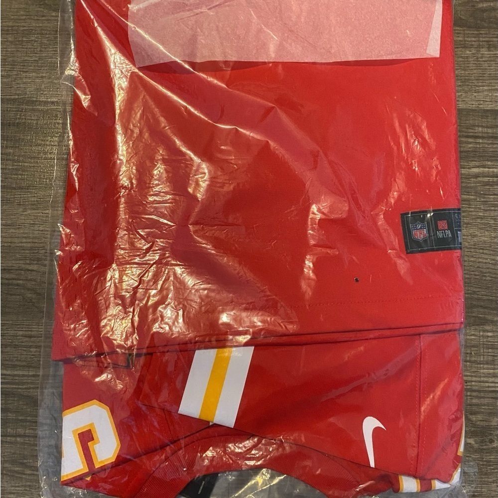 Kansas City Chiefs Patrick Mahomes Nike - NEW - Kids' #15 Game Jersey. Red. - Picture 3 of 6
